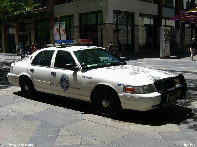 Ford Crown Victoria, fotó: DBiro
Keywords: USA Amerikai Egyesült Államok rendőr rendőrautó rendőrség