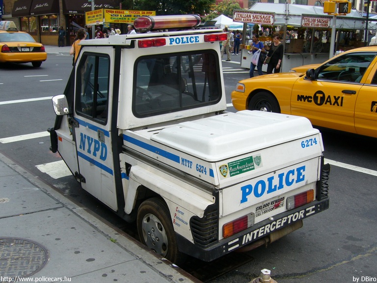 Cushman, fotó: DBiro
Keywords: USA Amerikai Egyesült Államok rendőr rendőrautó rendőrség nypd