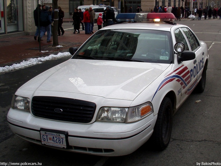 Ford Crown Victoria, fotó: BakosPhoto
Keywords: USA Amerikai Egyesült Államok rendőr rendőrautó rendőrség