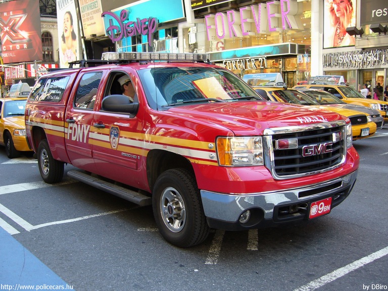 GMC Sierra 2500 HD, fotó: DBiro
Keywords: tûzoltó tûzoltóság tûzoltóautó USA Amerikai Egyesült Államok fdny