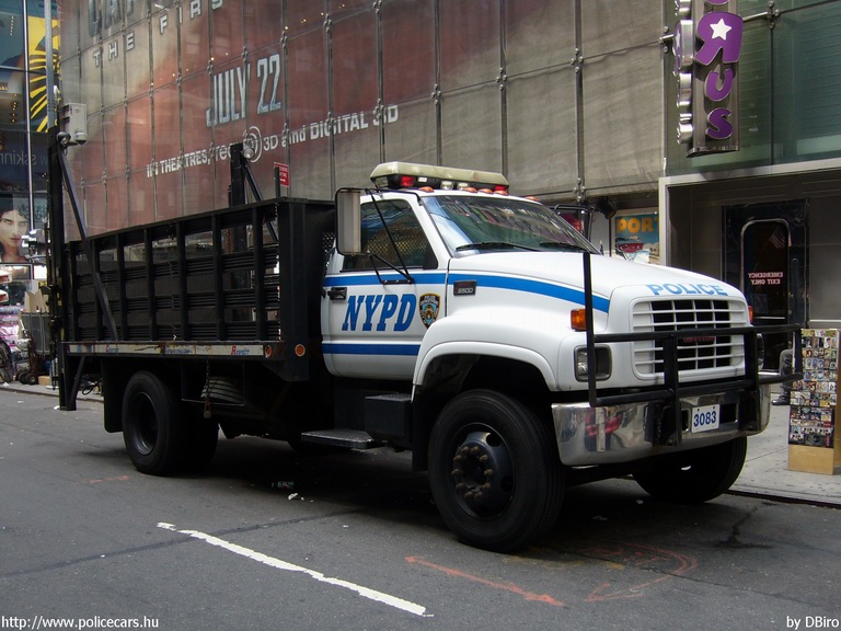 GMC C6500, fotó: DBiro
Keywords: USA Amerikai Egyesült Államok rendőr rendőrautó rendőrség nypd