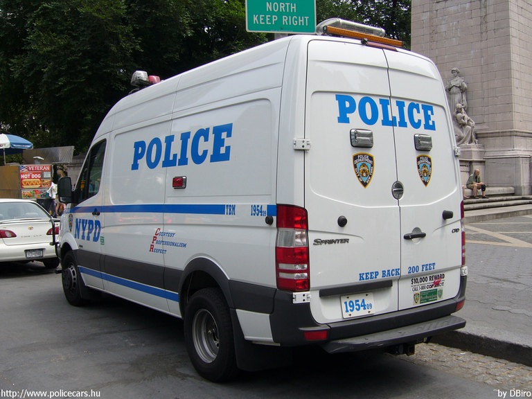 Freightliner Sprinter, fotó: DBiro
Keywords: USA Amerikai Egyesült Államok rendőr rendőrautó rendőrség nypd