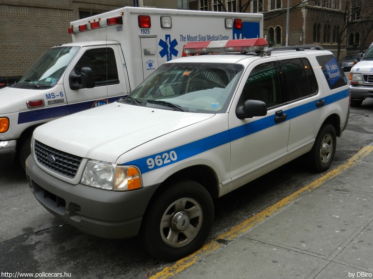 Ford Explorer, fotó: DBiro
Keywords: USA Amerikai Egyesült Államok mentő mentőautó