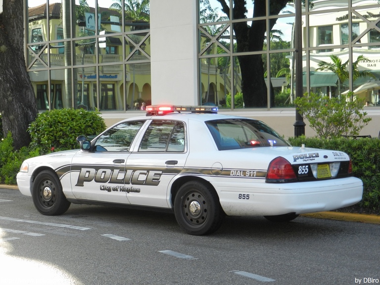 Ford Crown Victoria, fotó: DBiro
Keywords: USA Amerikai Egyesült Államok rendőr rendőrautó rendőrség