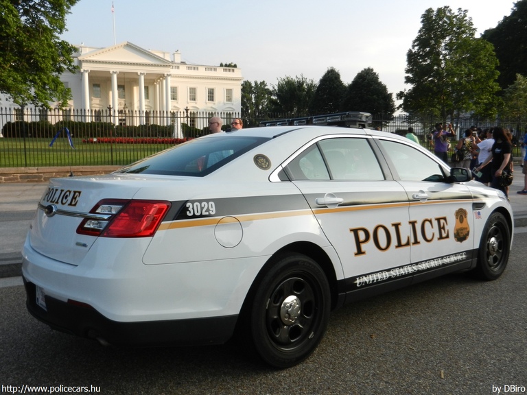 Ford Taurus, fotó: DBiro
Keywords: USA Amerikai Egyesült Államok rendőr rendőrautó rendőrség