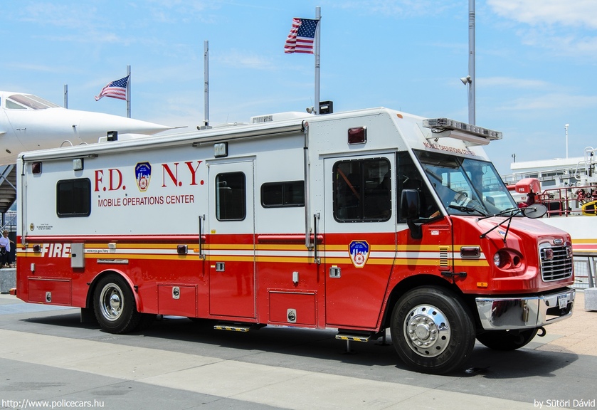Freightliner MT-55 / LDV, fotó: Sütöri Dávid
Keywords: USA Amerikai Egyesült Államok tûzoltó tûzoltóautó tûzoltóság FDNY