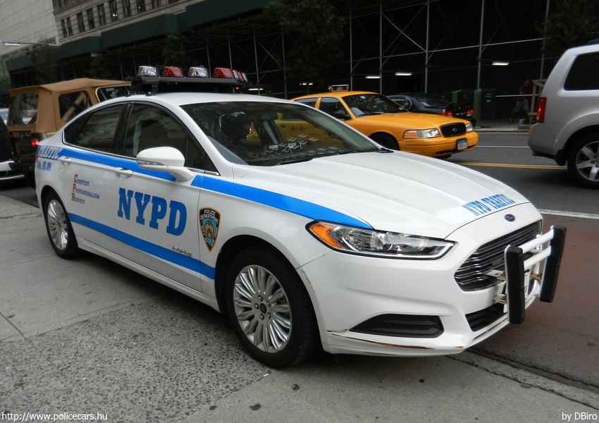 Ford Fusion, fotó: DBiro
Keywords: USA Amerikai Egyesült Államok rendőr rendőrautó rendőrség NYPD
