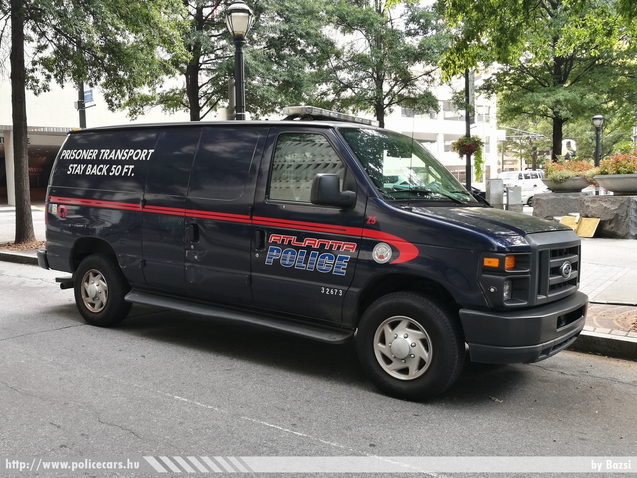 Ford E350, Atlanta, fotó: Bazsi
Keywords: USA Amerikai Egyesült Államok rendőr rendőrautó rendőrség police policecar united states