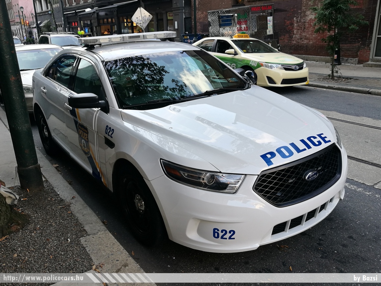 Ford Taurus, Philadelphia, fotó: Bazsi
Keywords: USA Amerikai Egyesült Államok rendőr rendőrautó rendőrség police policecar united states