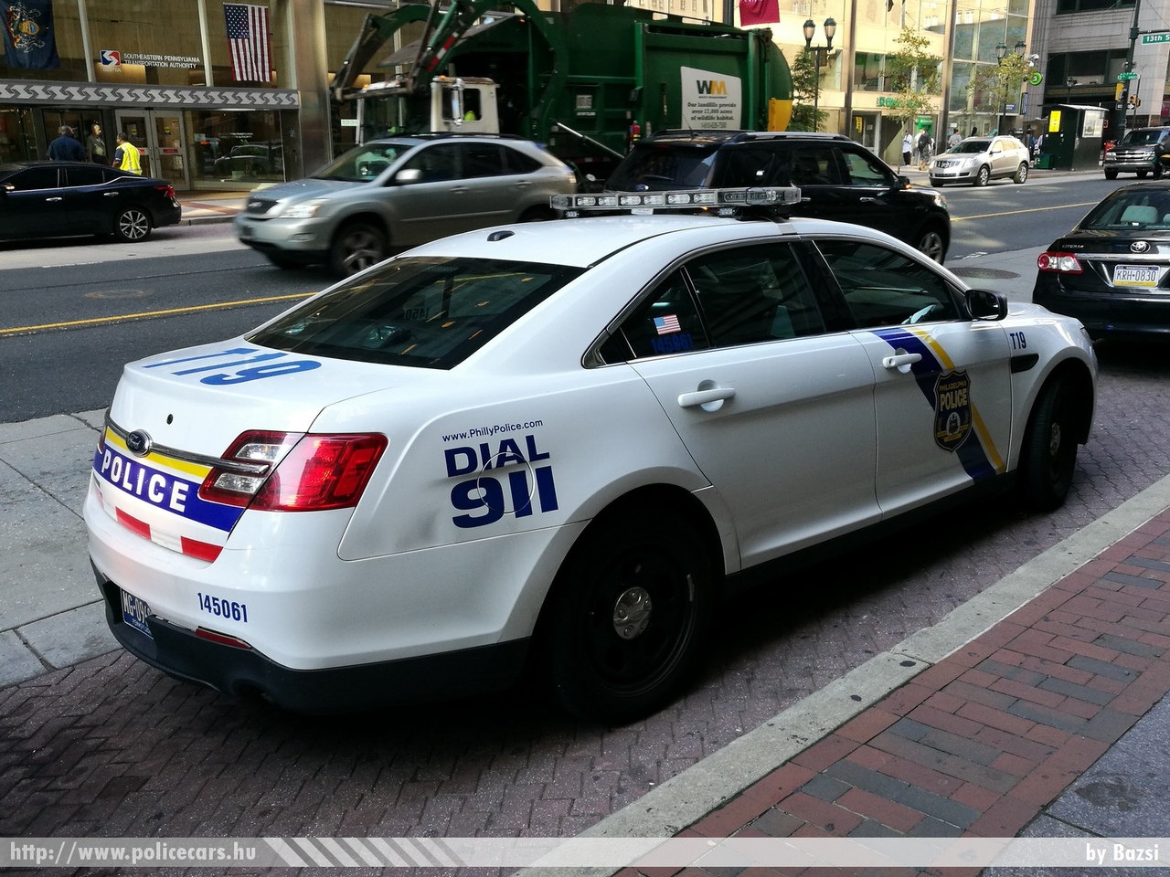Ford Taurus, Philadelphia, fotó: Bazsi
Keywords: USA Amerikai Egyesült Államok rendőr rendőrautó rendőrség police policecar united states