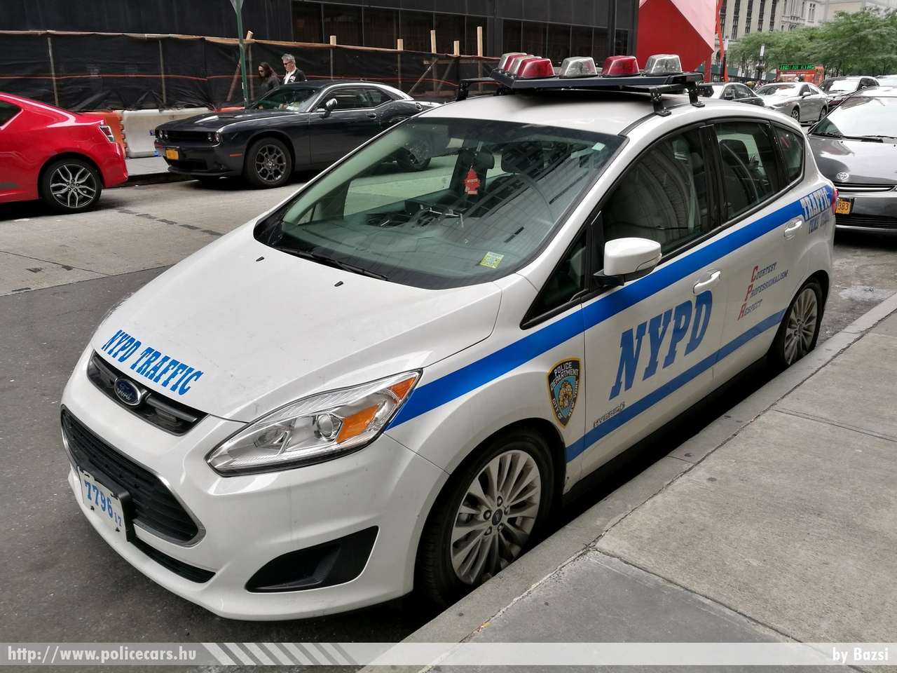 Ford C-Max, New York, NYPD, fotó: Bazsi
Keywords: USA Amerikai Egyesült Államok rendőr rendőrautó rendőrség police policecar united states
