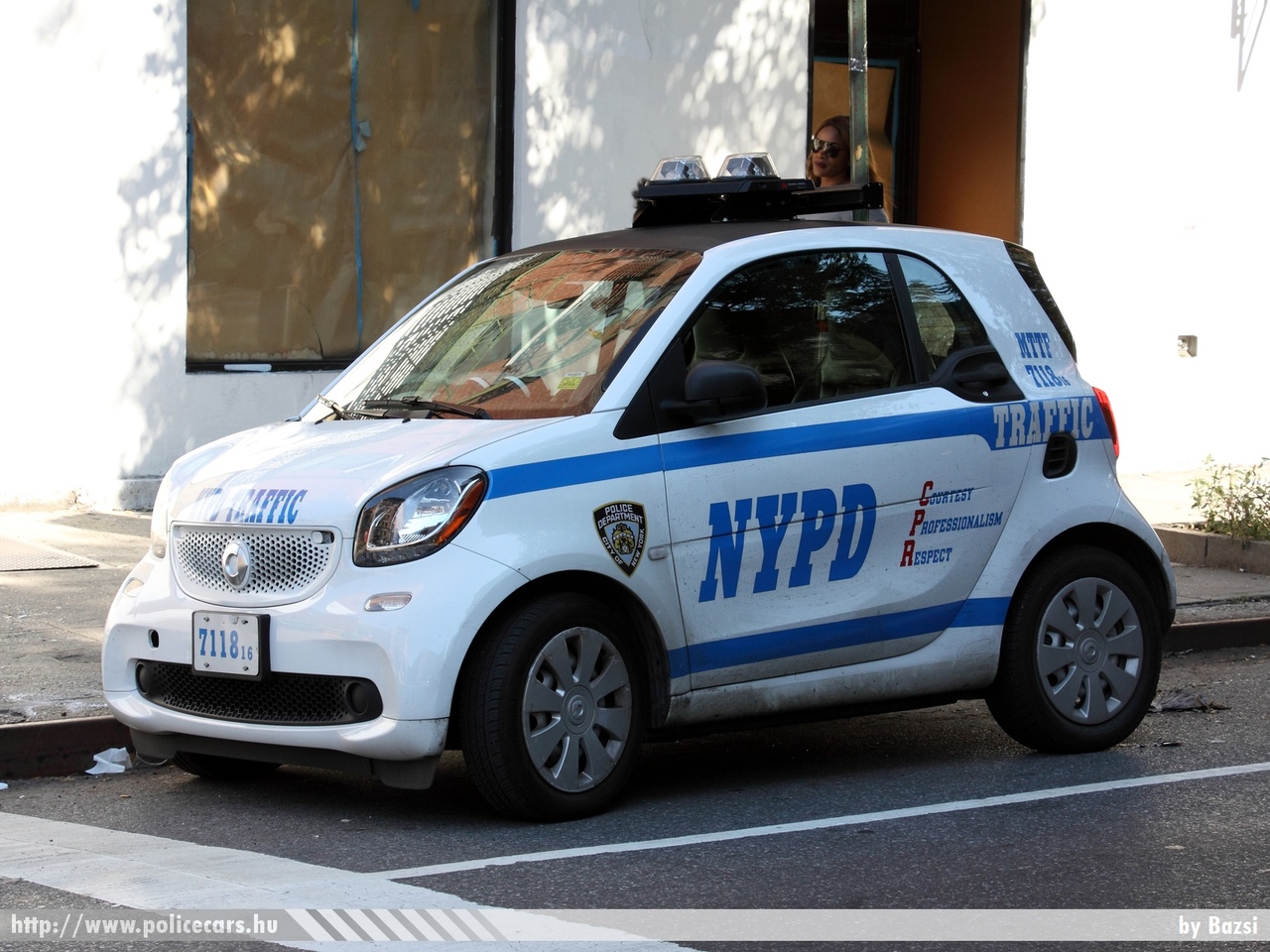 Smart ForTwo, New York, NYPD, fotó: Bazsi
Keywords: USA Amerikai Egyesült Államok rendőr rendőrautó rendőrség police policecar united states