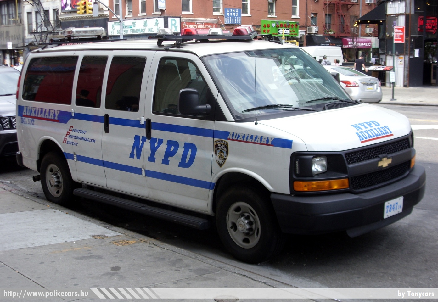Ford E-350, New York, NYPD, fotó: Tonycars
Keywords: USA Amerikai Egyesült Államok rendőr rendőrautó rendőrség police policecar united states