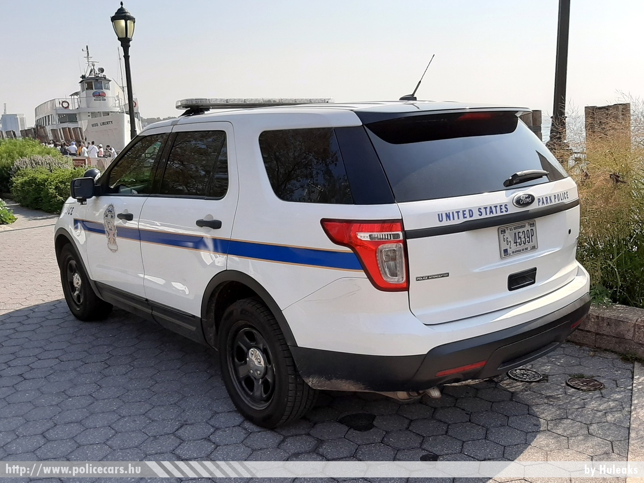 Ford Explorer Police Interceptor, fotó: Huleaks
Keywords: USA Amerikai Egyesült Államok rendőr rendőrautó rendőrség police policecar united states