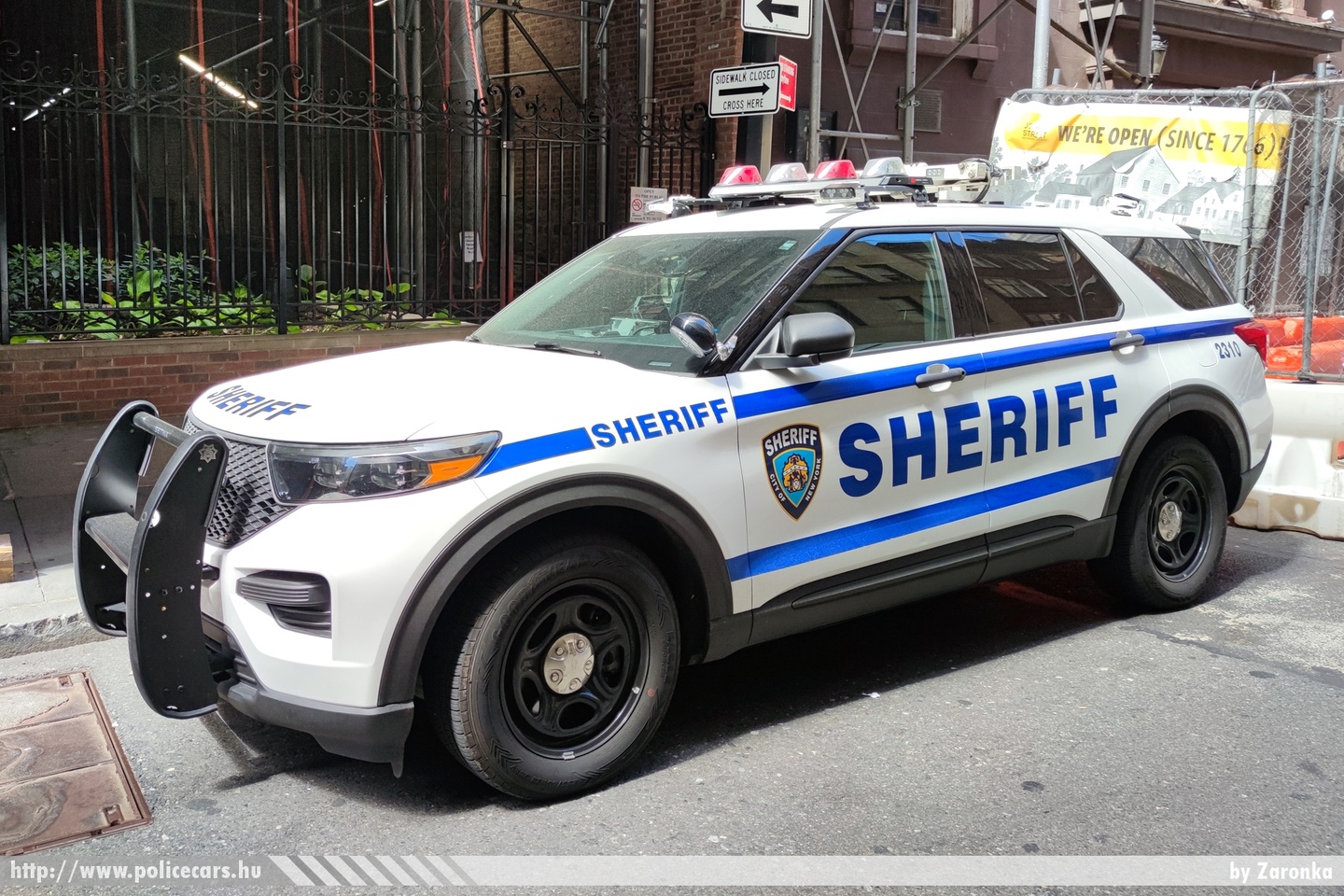 Ford Police Interceptor Utility, New York City Sheriff's Office, fotó: Zaronka
Keywords: USA Amerikai Egyesült Államok rendőr rendőrautó rendőrség police policecar united states