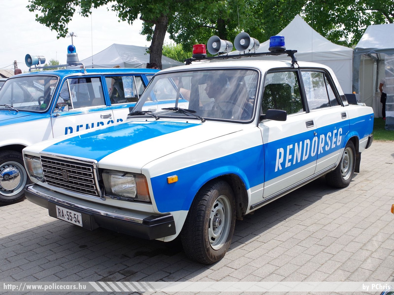 Lada VAZ 2107, fotó: PChris
Keywords: rendőrautó rendőrség rendőr magyar Magyarország RA55-54