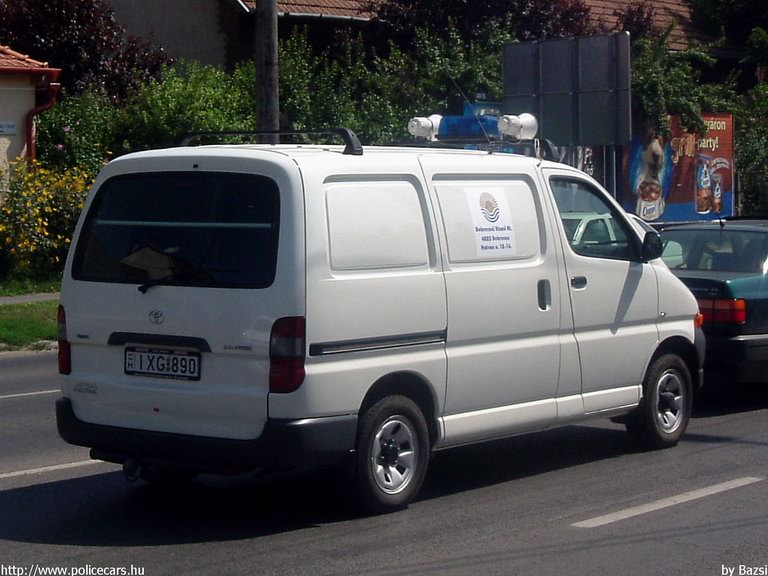 Toyota Hiace, Debrecen, vízmû, fotó: Bazsi
Keywords: víz vízmûvek IXG-890