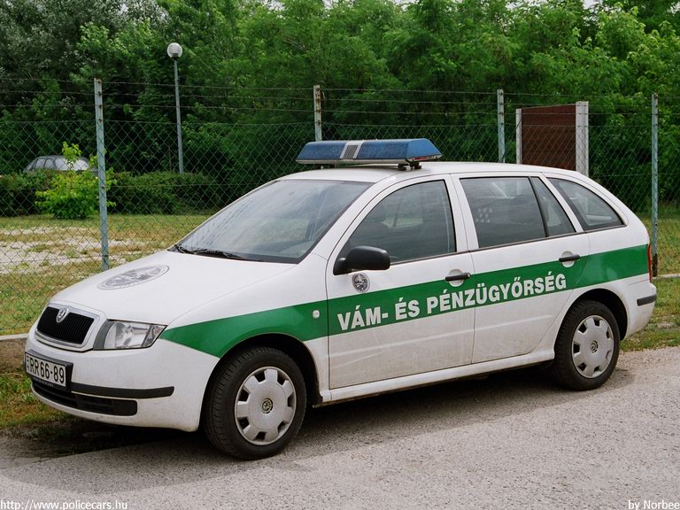 Skoda Fabia, Vám- és Pénzügyõrség, fotó: Norbee
Keywords: vám magyar Magyarország NAV VPOP pénzügyőrség RR66-89 Hungary hungarian customs