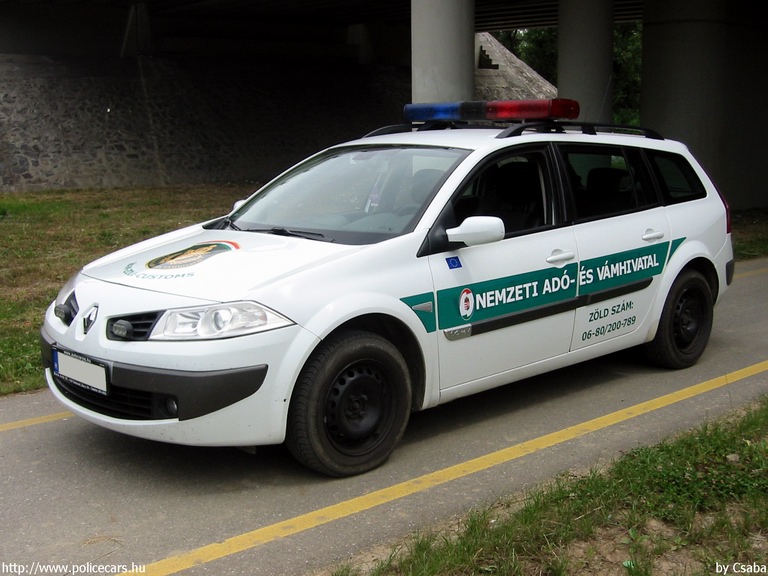 Renault Megane, Nemzeti Adó- és Vámhivatal, fotó: Csaba
Keywords: vám magyar Magyarország NAV VPOP pénzügyőrség Hungary hungarian customs