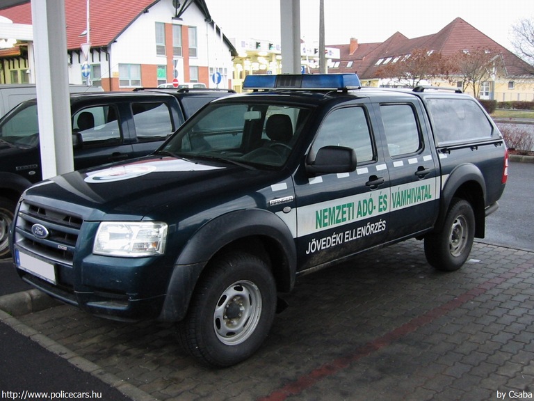 Ford Ranger, Nemzeti Adó- és Vámhivatal, fotó: Csaba
Keywords: vám magyar Magyarország NAV VPOP pénzügyőrség Hungary hungarian customs