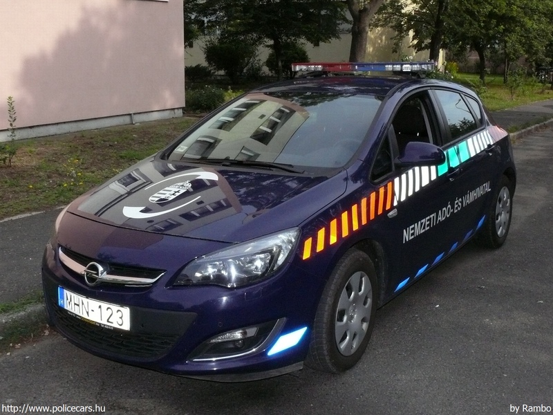 Opel Astra J 1.4 Turbo, Nemzeti Adó- és Vámhivatal, fotó: Rambo
Keywords: vám magyar Magyarország NAV VPOP pénzügyőrség MHN-123 Hungary hungarian customs