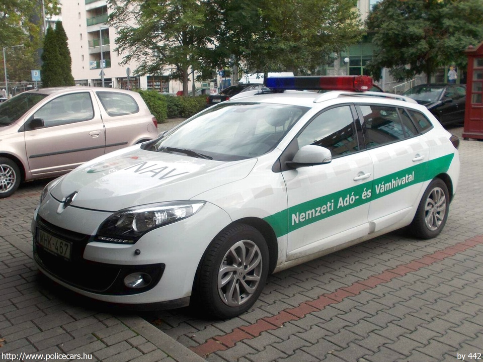 Renault Mégane Grandtour, Nemzeti Adó- és Vámhivatal, fotó: 442
Keywords: vám magyar Magyarország NAV VPOP pénzügyőrség MHK-467 Hungary hungarian customs