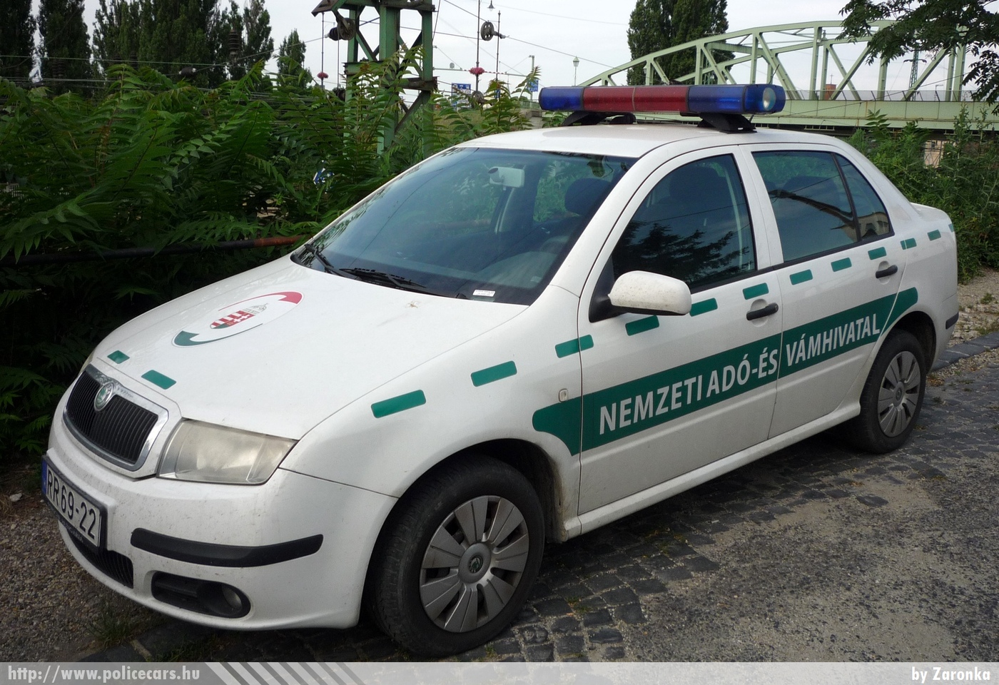Skoda Fabia, Nemzeti Adó- és Vámhivatal, fotó: Zaronka
Keywords: vám magyar Magyarország NAV VPOP pénzügyőrség Hungary hungarian customs RR69-22