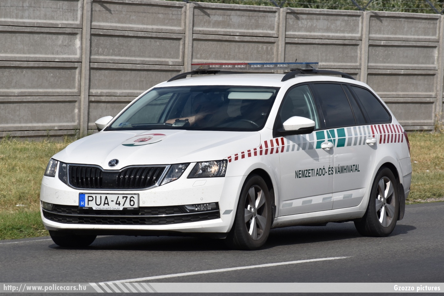Skoda Octavia III facelift, Nemzeti Adó- és Vámhivatal, fotó: Gzozzo pictures
Keywords: vám magyar Magyarország NAV VPOP pénzügyőrség Hungary hungarian customs PUA-476