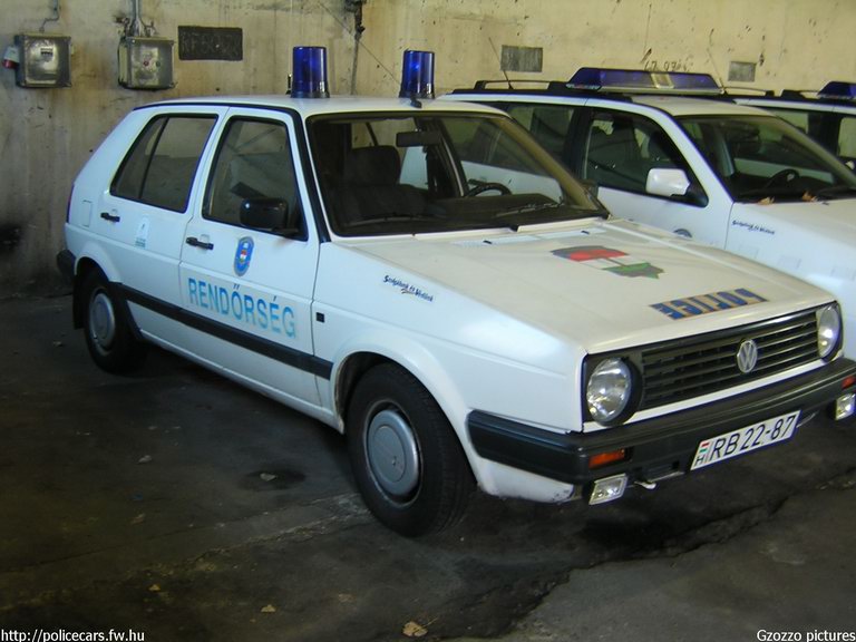 Volkswagen Golf II, fotó: Gzozzo pictures
Keywords: rendőrség rendőr rendőrautó magyar Magyarország RB22-87