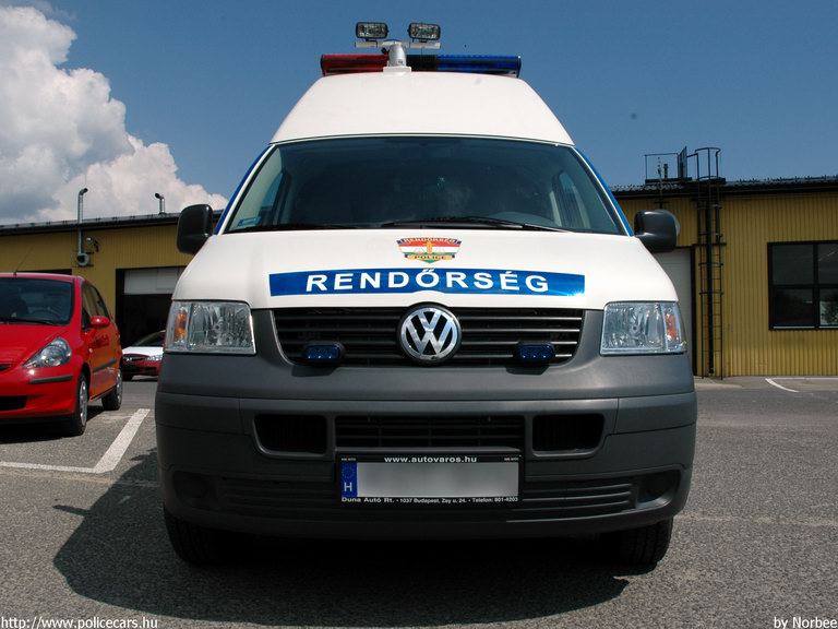 Volkswagen Transporter T5, fotó: Norbee
Keywords: rendőrség rendőr rendőrautó magyar Magyarország 