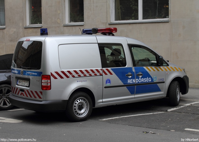 Volkswagen Caddy, fotó: HNorbert
Keywords: rendőr rendőrautó rendőrség magyar Magyarország MHS-313