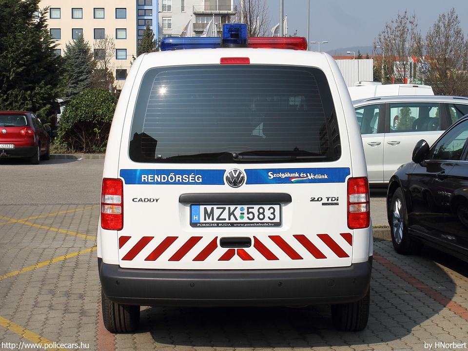 Volkswagen Caddy Maxi 2.0 TDI 4Motion, fotó: HNorbert
Keywords: rendőr rendőrautó rendőrség magyar Magyarország MZK-583