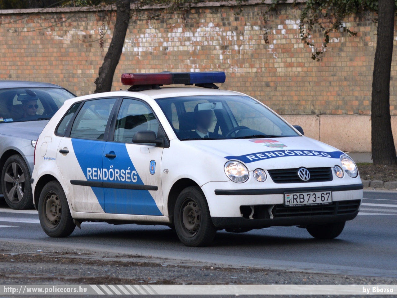 Volkswagen Polo, fotó: Bbazsa
Keywords: rendőr rendőrautó rendőrség magyar Magyarország RB73-67