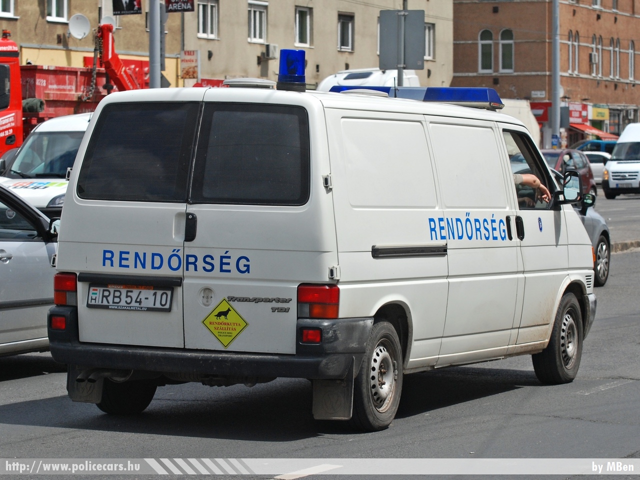 Volkswagen Transporter T4, fotó: MBen
Keywords: rendőr rendőrautó rendőrség magyar Magyarország police policecar Hungary hungarian RB54-10