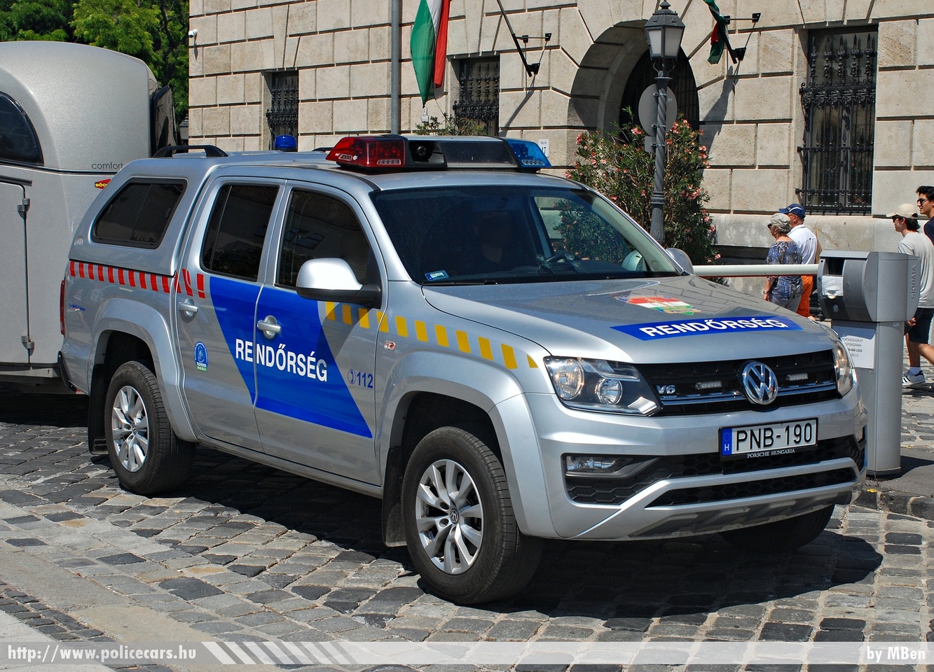 Volkswagen Amarok V6 TDI 4Motion, fotó: MBen
Keywords: rendőr rendőrautó rendőrség magyar Magyarország police policecar Hungary hungarian PNB-190