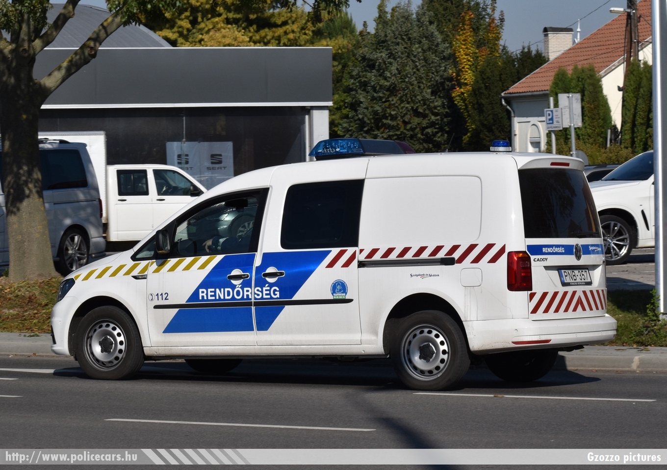 Volkswagen Caddy Maxi 2.0 TDI 4Motion, fotó: Gzozzo pictures
Keywords: rendőr rendőrautó rendőrség magyar Magyarország Hungary hungarian police policecar PNB-357