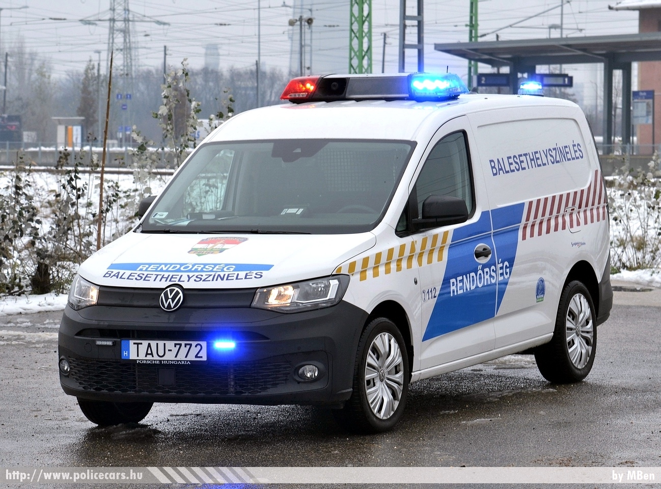 Volkswagen Caddy, fotó: MBen
Keywords: rendőr rendőrautó rendőrség magyar Magyarország Hungary hungarian police policecar TAU-772