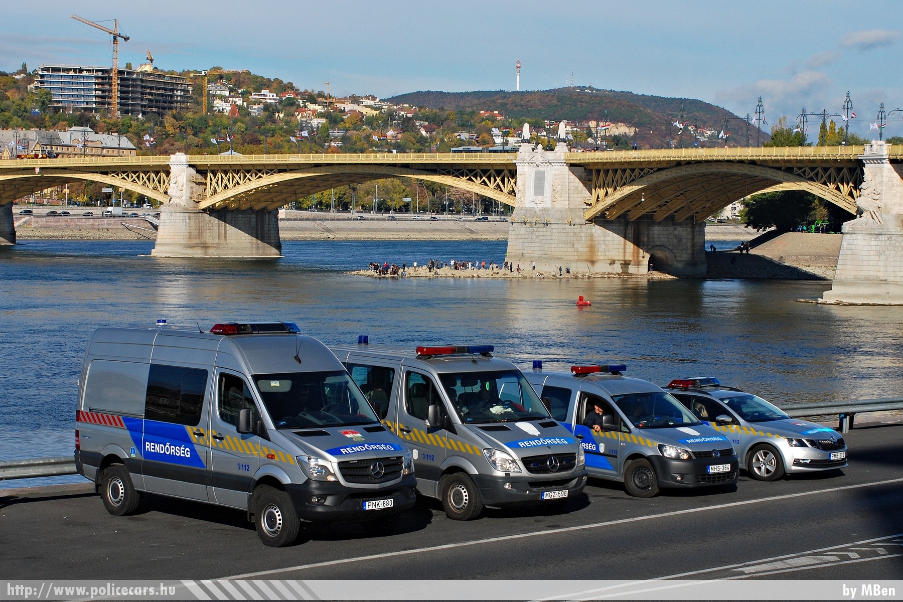 Skoda Octavia III facelift, Mercedes Sprinter II, Volkswagen Caddy, Mercedes Sprinter II facelift, fotó: MBen
Keywords: hungarian Hungary magyar Magyarország rendőrautó rendőr police policecar PNK-883 MGZ-596 MHS-364 PMB-272