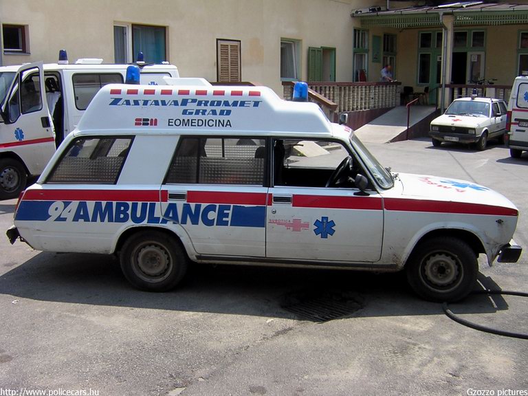 Lada VAZ 2104, fotó: Gzozzo pictures
Keywords: Szerb szerbia mentőautó mentő serbian Serbia ambulance