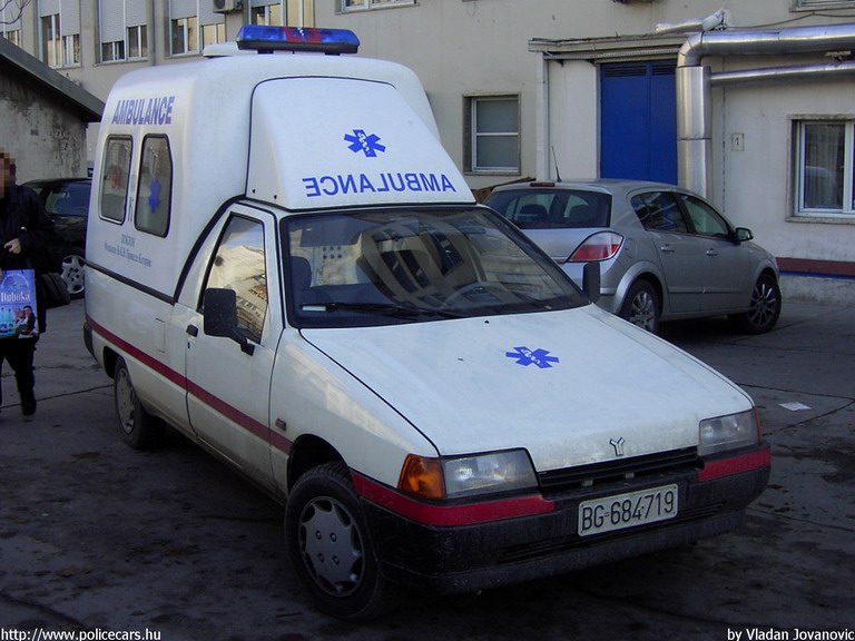 Yugo Florida, fotó: Vladan Jovanovic
Keywords: Szerb szerbia mentőautó mentő serbian Serbia ambulance
