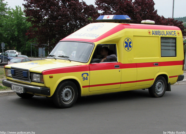 Lada VAZ 2104, fotó: Misko Ruvidic
Keywords: Szerb szerbia mentőautó mentő serbian Serbia ambulance