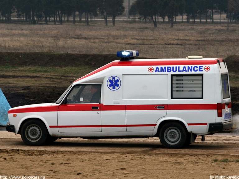 Lada VAZ 2107, fotó: Misko Ruvidic
Keywords: Szerb szerbia mentőautó mentő katonai serbian Serbia ambulance