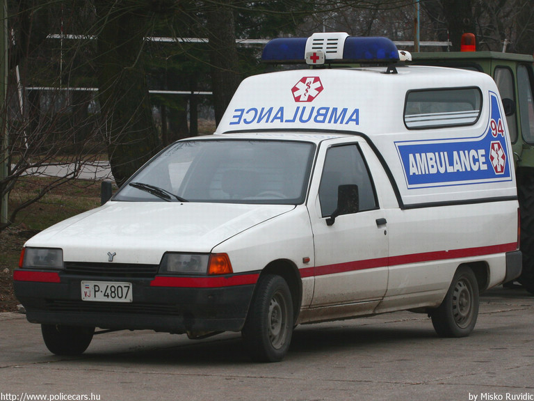 Zastava (Yugo) Florida, fotó: Misko Ruvidic
Keywords: Szerb szerbia mentőautó mentő katonai serbian Serbia ambulance