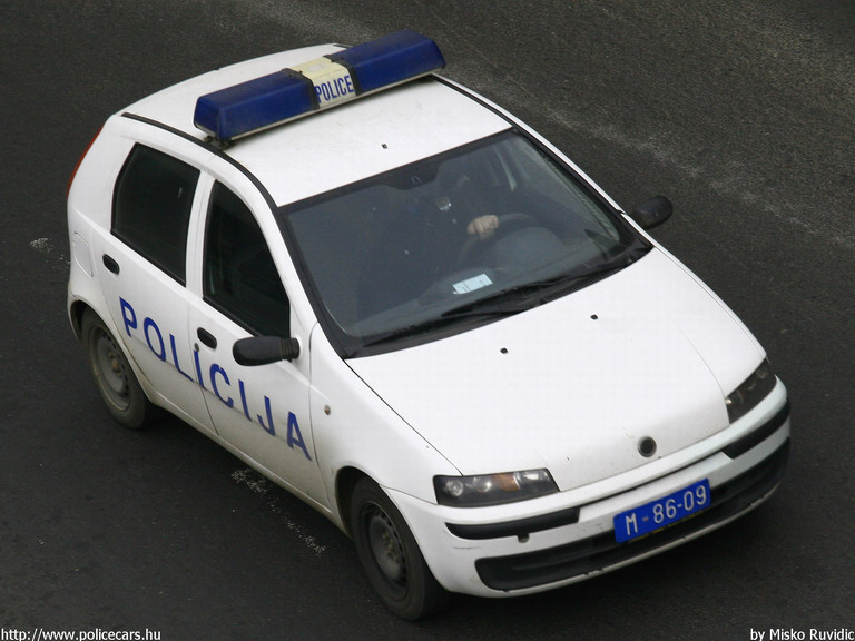Fiat Punto, fotó: Misko Ruvidic
Keywords: szerb Szerbia rendőrség rendőr rendőrautó Serbia serbian police policecar