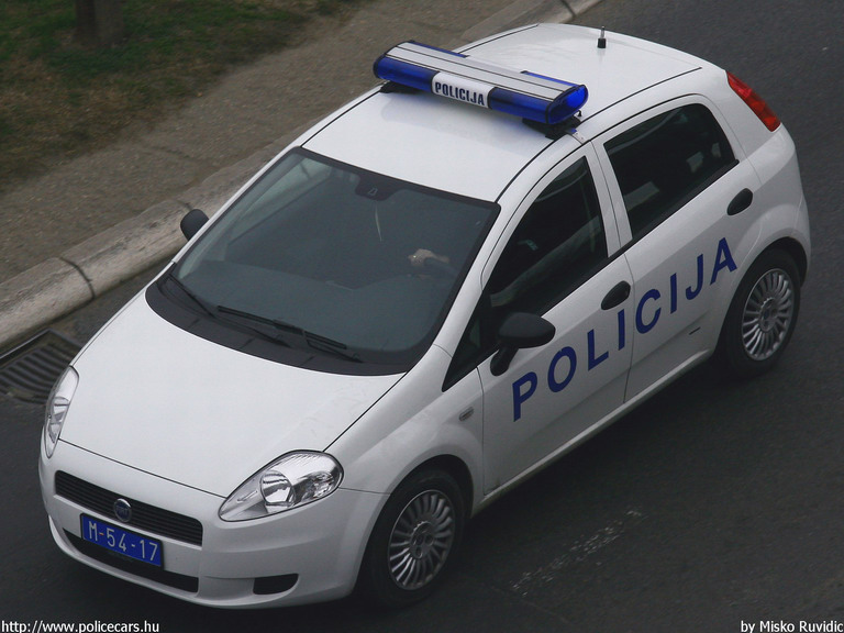 Fiat Grande Punto, fotó: Misko Ruvidic
Keywords: szerb Szerbia rendőrség rendőr rendőrautó Serbia serbian police policecar