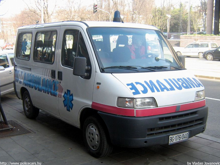Fiat Ducato, fotó: Vladan Jovanovic
Keywords: Szerb szerbia mentőautó mentő serbian Serbia ambulance