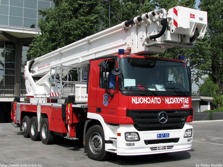 Mercedes Actros 2651, fotó: Misko Ruvidic
Keywords: Szerb szerbia tûzoltóautó tûzoltó Serbia serbian fire firetruck