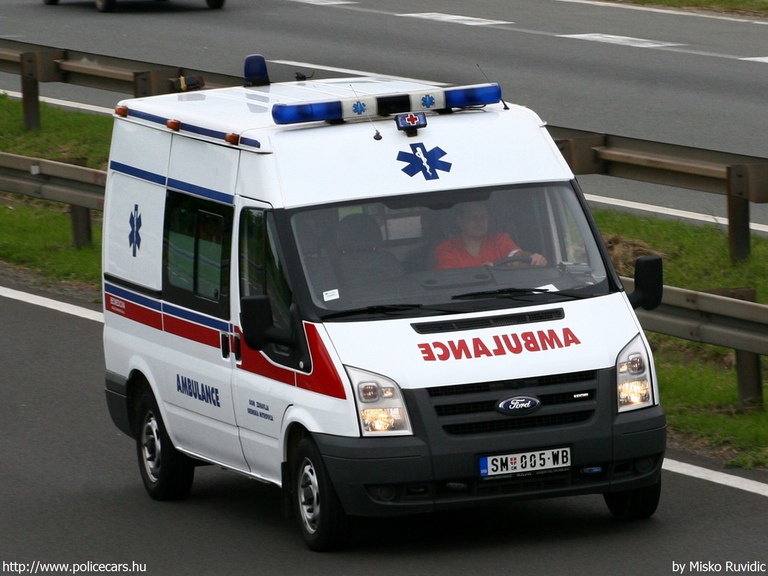 Ford Transit, fotó: Misko Ruvidic
Keywords: szerb Szerbia mentő mentőautó serbian Serbia ambulance
