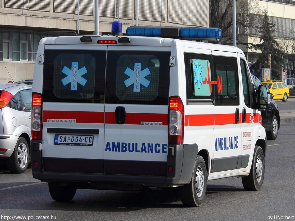 Peugeot Boxer, fotó: HNorbert
Keywords: szerb Szerbia mentő mentőautó serbian Serbia ambulance