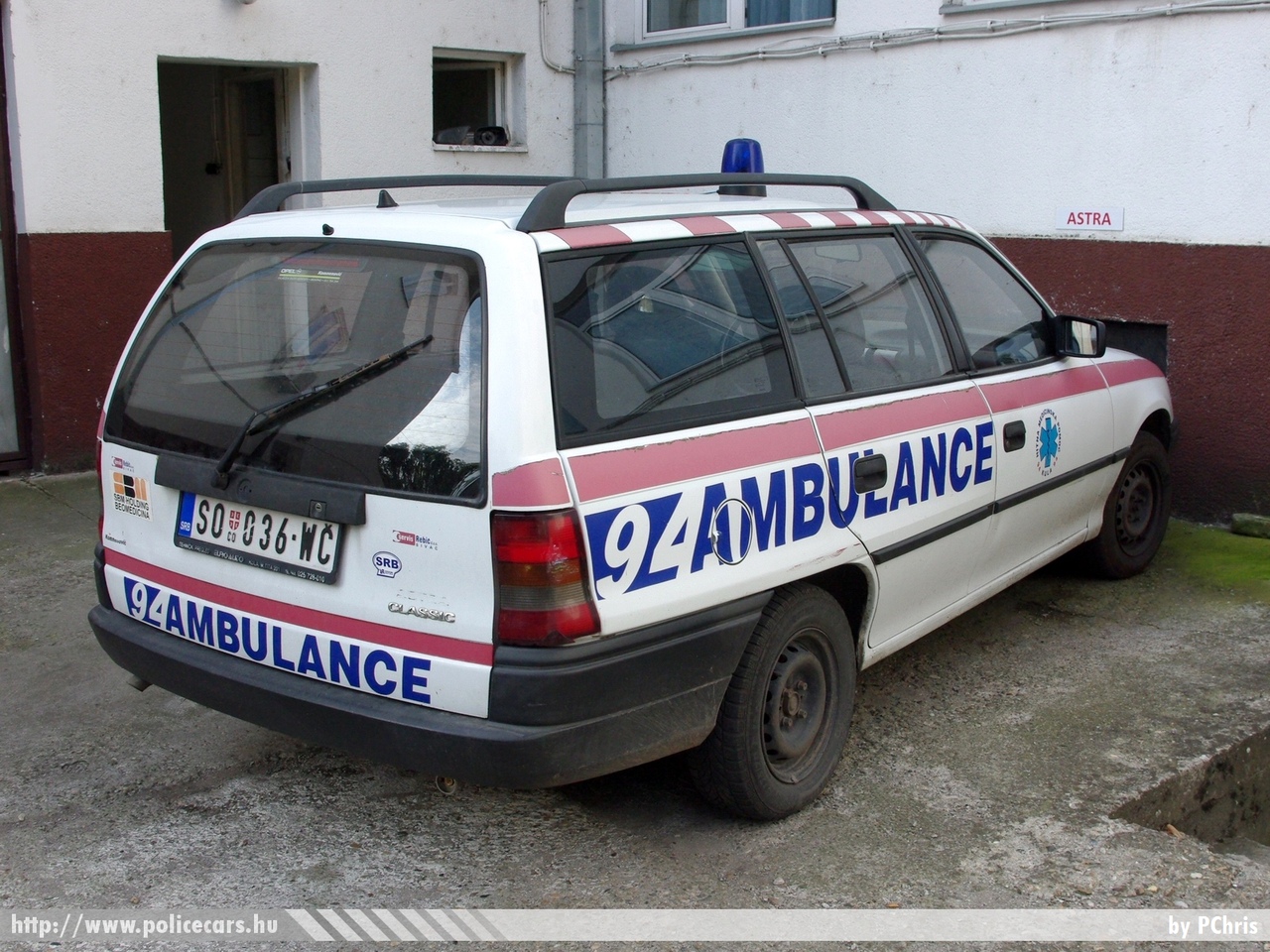 Opel Astra F Caravan, fotó: PChris
Keywords: szerb Szerbia mentő mentőautó Serbia serbian ambulance
